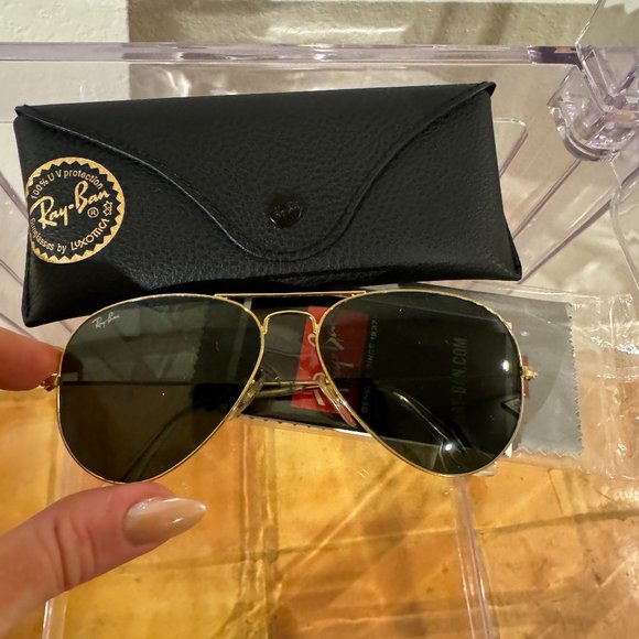Gold Ray Ban Aviators with Case and Dust Cloth